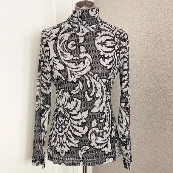 White House Black Market Mesh Burnout Turtleneck M - Picture 7 of 12